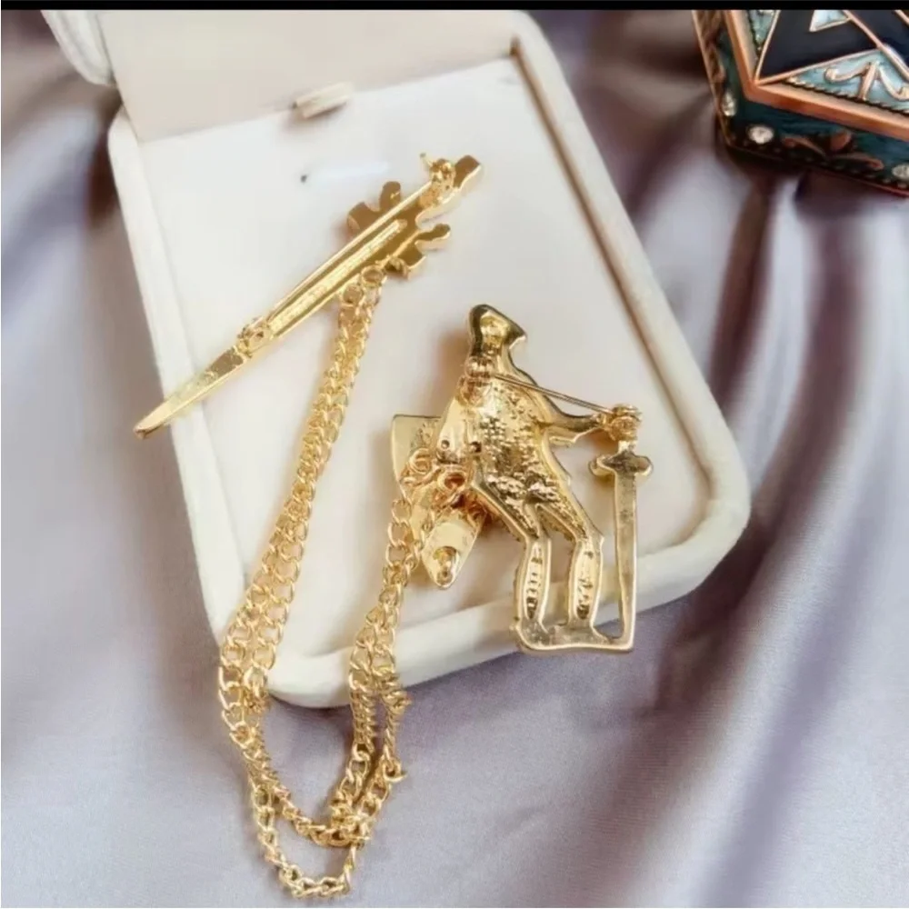 Gold Knight and Sword Chain Brooch